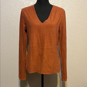 Karen Kane Terracotta Long Sleeve V-Neck Top Size L